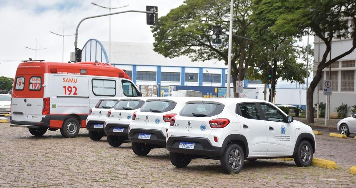 Botucatu: secretaria da Saúde e Zeladoria recebem novos veículos