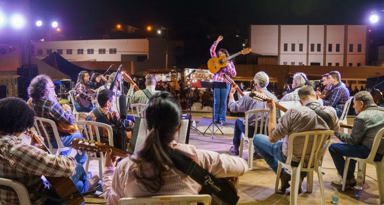 Orquestra de Violeiros fará concerto gratuito em Botucatu