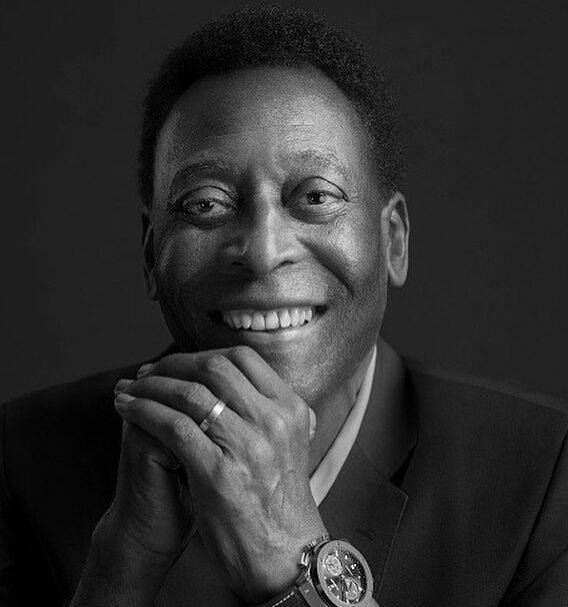 Projeto inclui Pelé no Livro dos Heróis e Heroínas na Pátria
