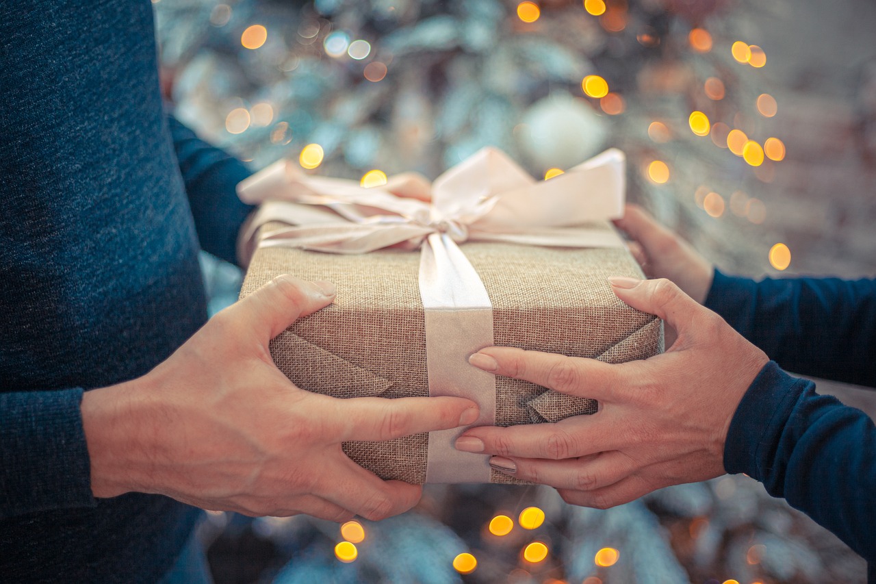 Consumidores devem conhecer políticas de troca no período de Natal e ano novo