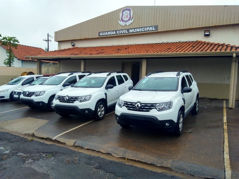 Guarda Municipal de São Manuel recebe novas viaturas