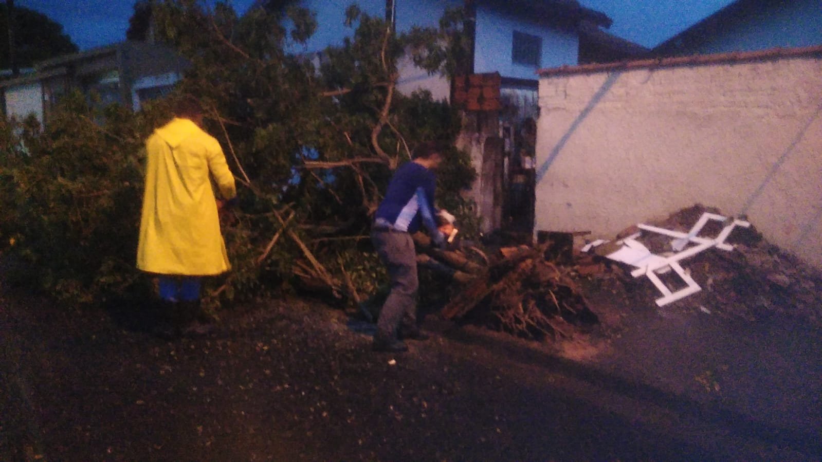 Chuva provoca estragos em bairros de Botucatu