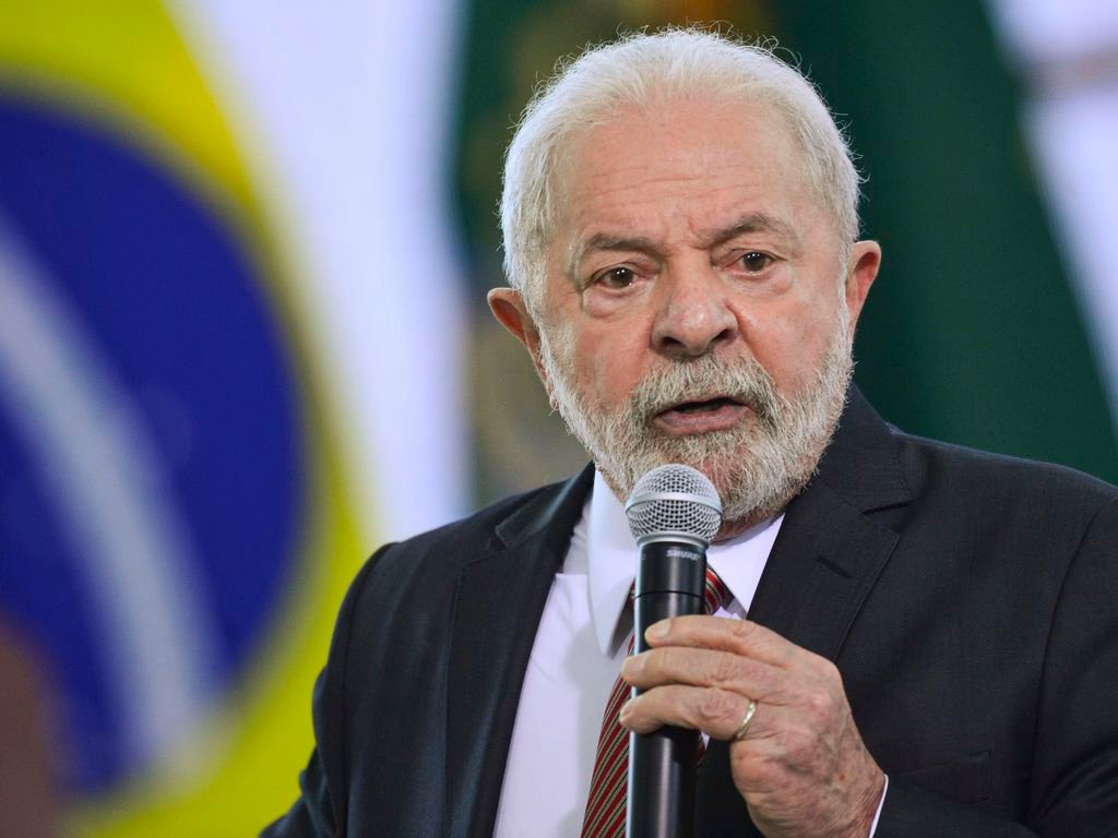 Lula confirma salário mínimo de R$ 1320 a partir de maio