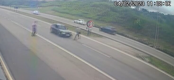 Motorista tenta atropelar policial na Marechal Rondon