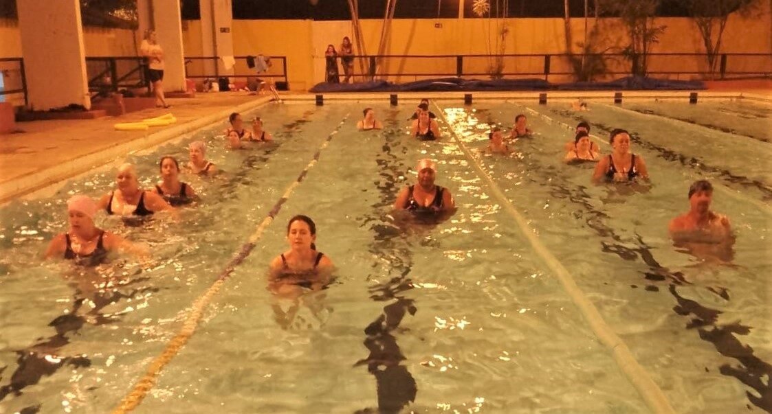 Piscina pública de Avaré reinicia atividades após limpeza