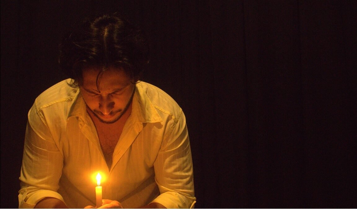 Espetáculo teatral gratuito Às Margens do Rio Tietê estreia neste domingo