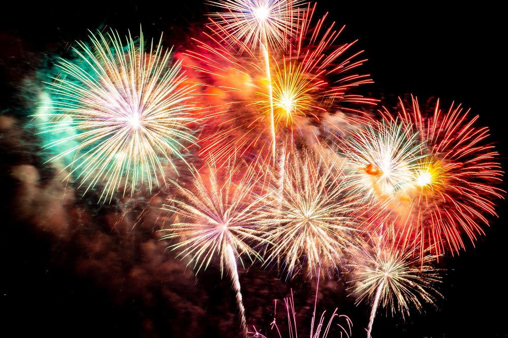 Deputados analisam projeto que proíbe fogos de artifício com estampido