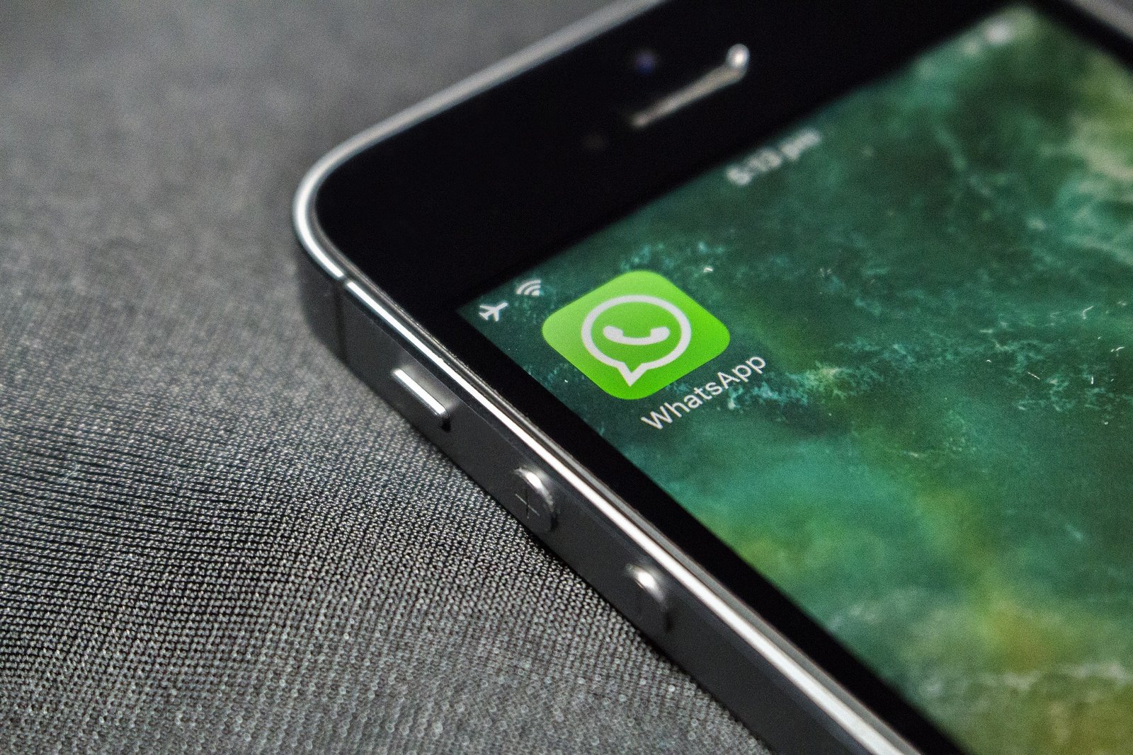 Disque 100 vai receber denúncia de ataque a escolas no WhatsApp