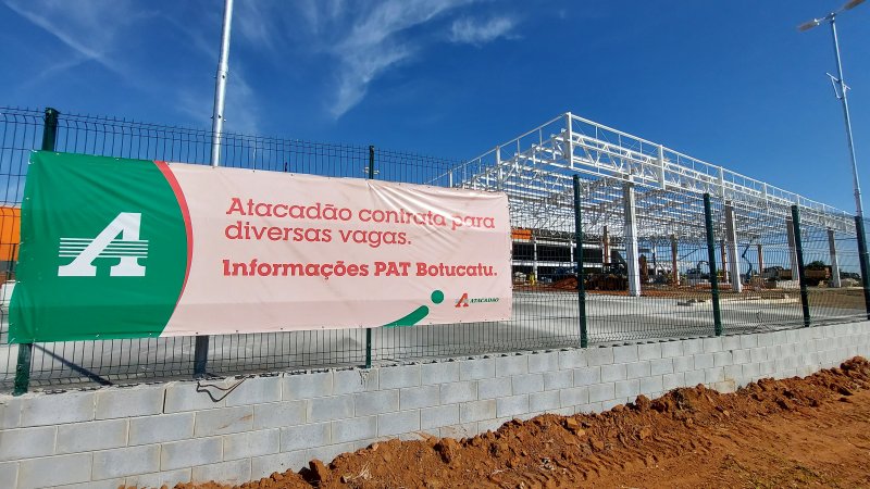 Atacadão de Botucatu continua com vagas abertas de trabalho