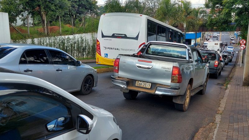 IPVA rende R$ 20 bilhões ao governo do Estado