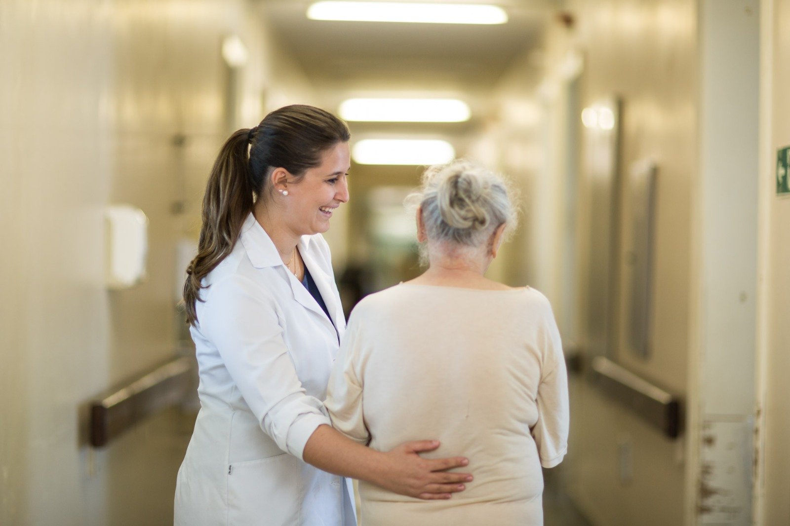 Residência Médica em Geriatria do Hospital das Clínicas celebra uma década de serviços