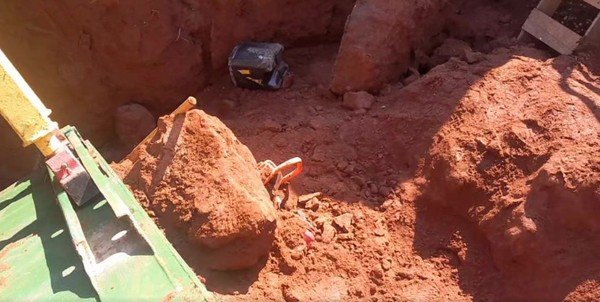 Homem morre soterrado enquanto trabalhava em obra