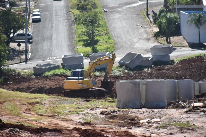 Avenida Zenon Lotufo recebe obras de prolongamento