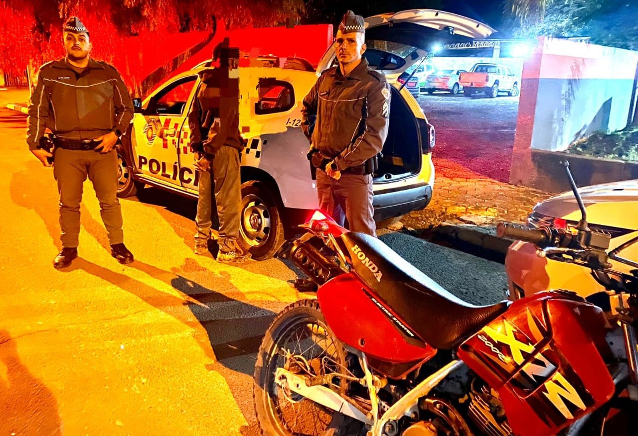 Homem é preso por receptação de moto furtada