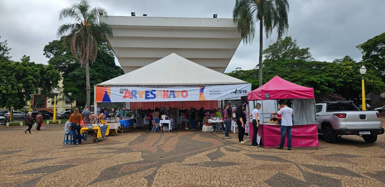 Concha Acústica e Camping de Avaré recebem Feira do Artesanato