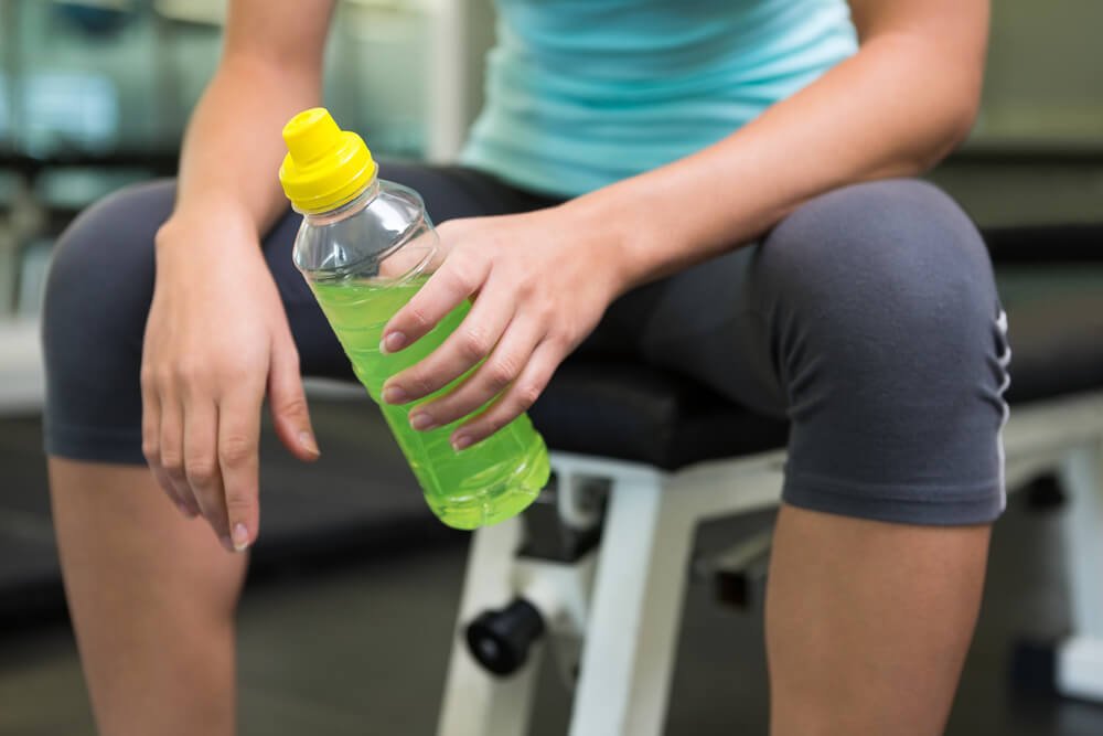 Bebidas isotônicas são realmente necessárias em atividades físicas?