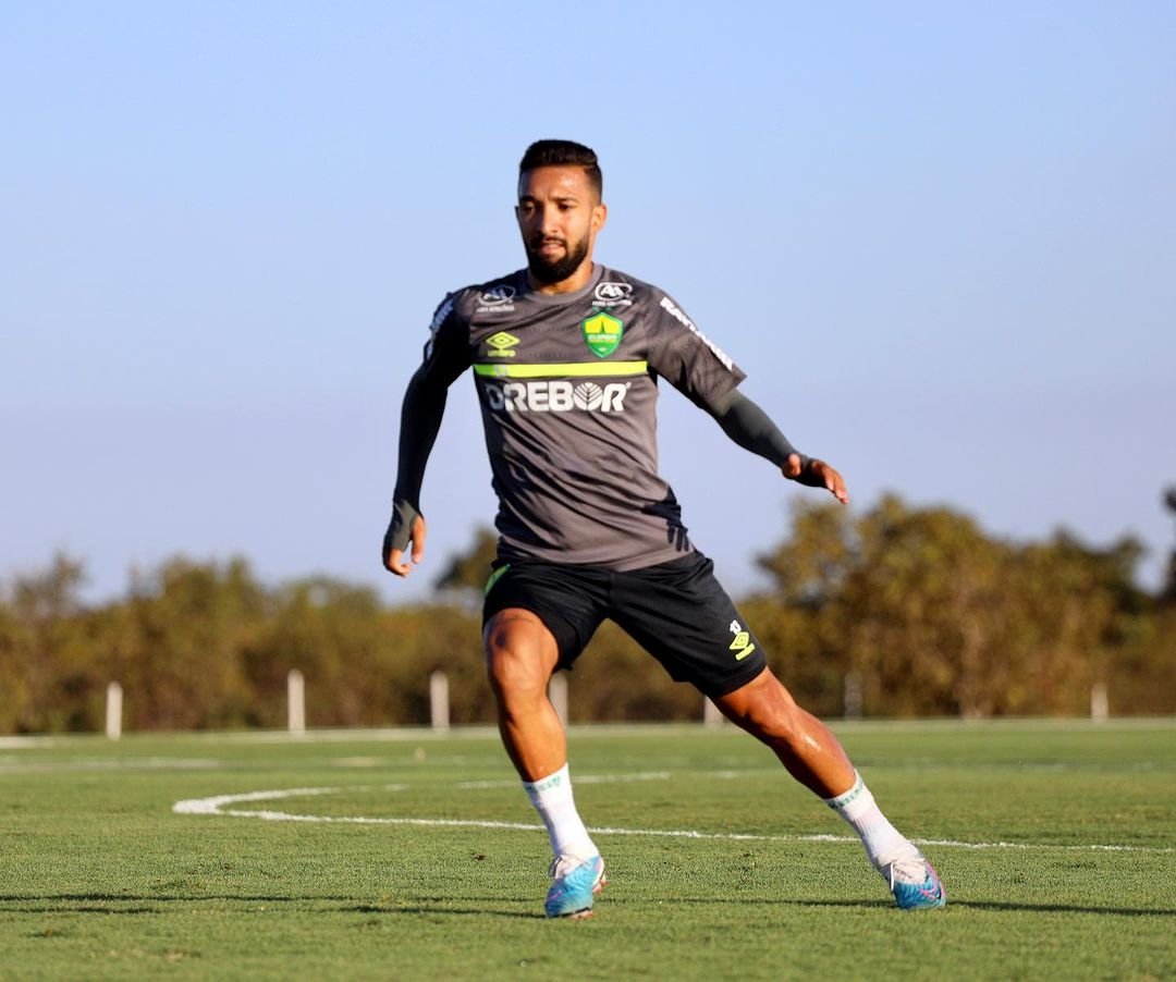 Clayson confirma retorno ao Cuiabá