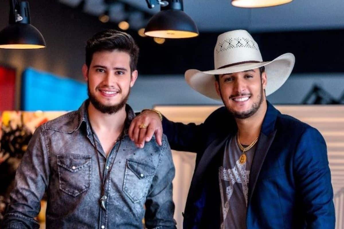 Bruno & Barreto encerram aniversário de Itatinga com show gratuito neste domingo (23)