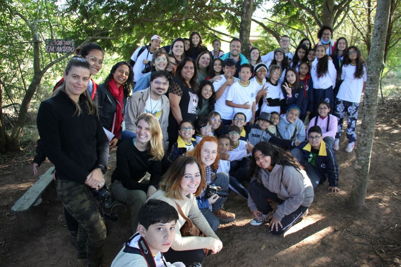 Escola municipal Hernâni Donato e Passarinhando Botucatu da Unesp iniciam projeto com recuperação de nascente, trilha ecológica e observação de aves