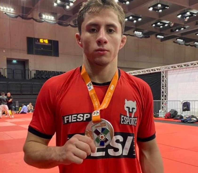 Atleta do Sesi Botucatu é prata na Copa Europeia de Judô