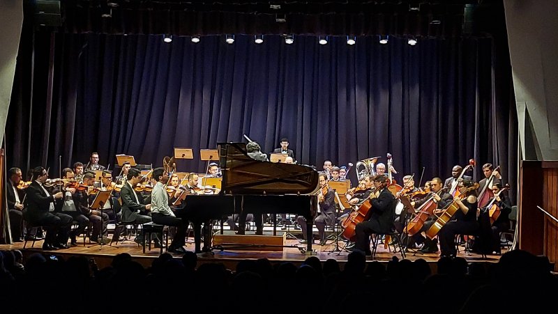 Orquestra Sinfônica faz concerto neste domingo (16) unindo música, dança e carnaval