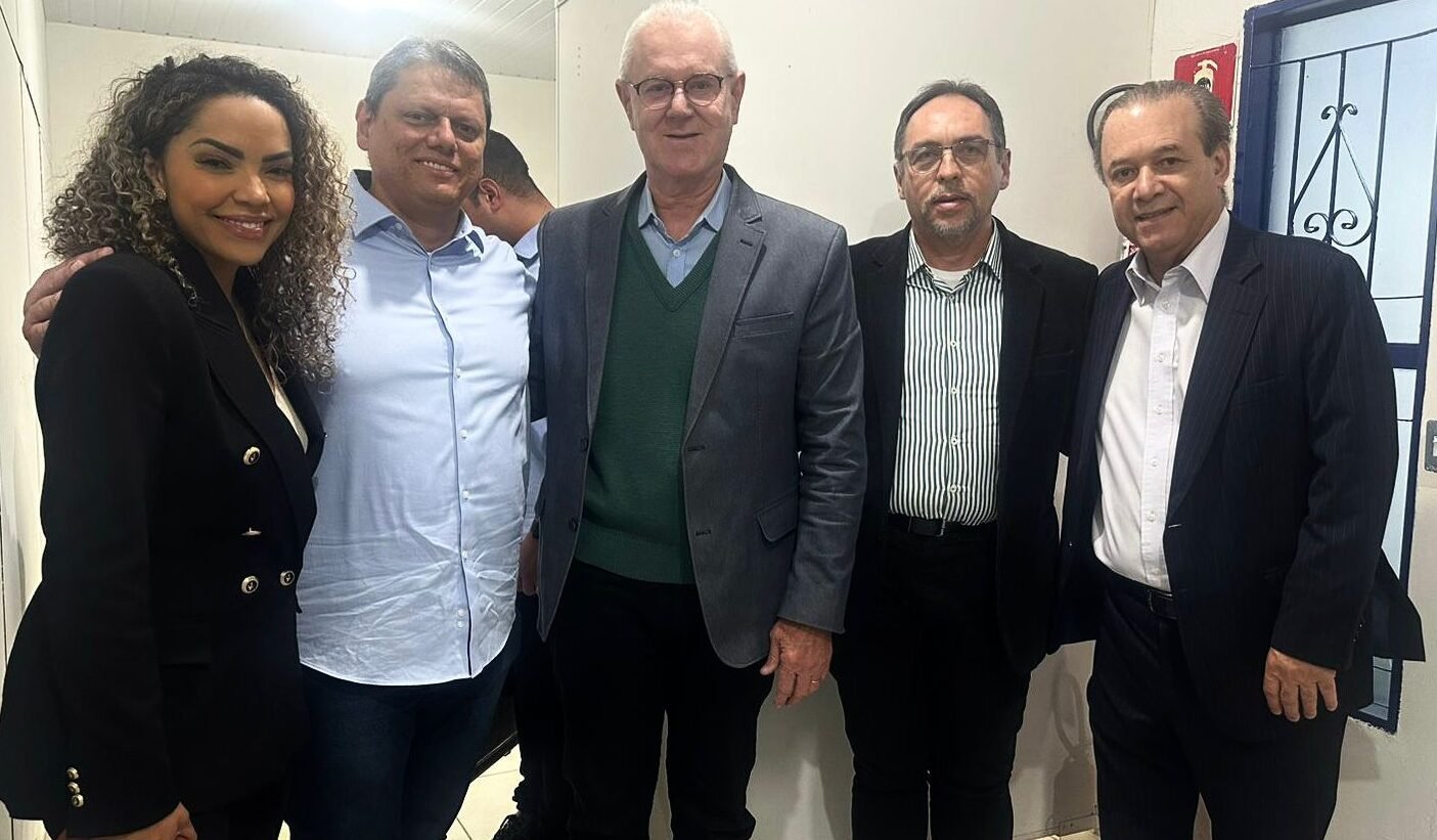 Gestores do Hospital das Clínicas reúnem-se com governador para solicitar recursos