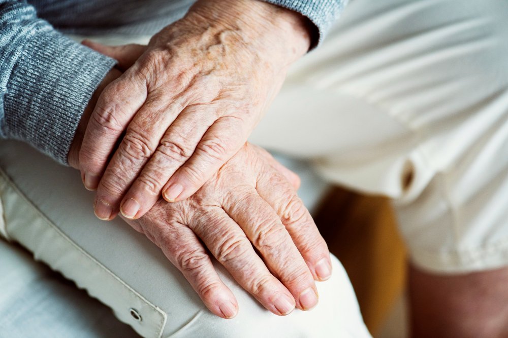 SUS terá medicamento para demência associada ao Parkinson