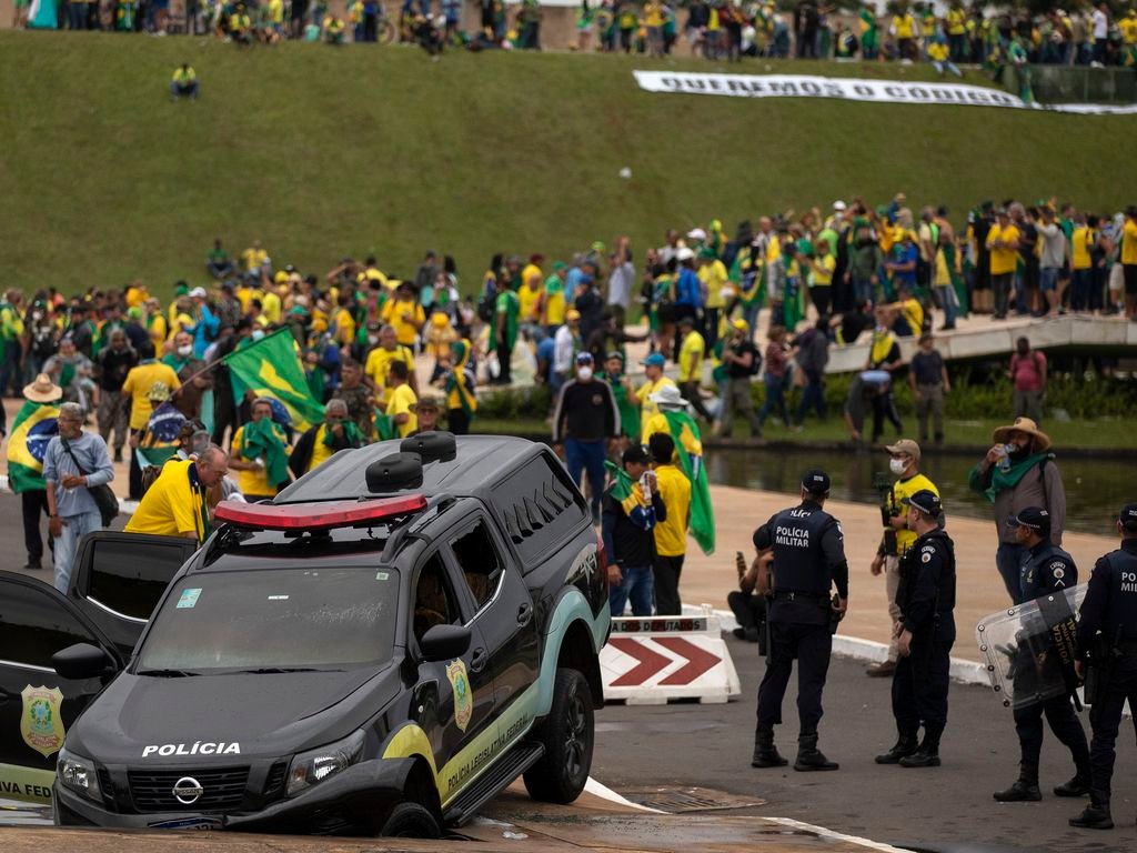 STF condena a 14 anos de prisão segundo réu por atos antidemocráticos