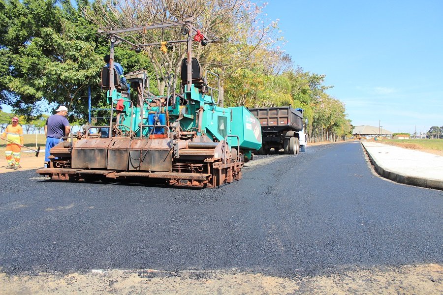 Rua no recinto da Emapa é duplicada pela Prefeitura de Avaré