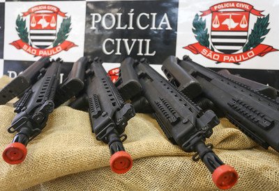 Polícia Civil compra mais 375 espingardas e submetralhadoras