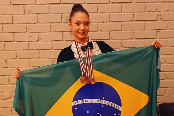 Yasmin Maia é bronze em torneio internacional de ginástica