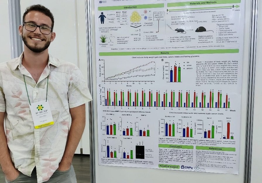 Aluno da Unesp Botucatu é premiado em congresso internacional de produtos naturais
