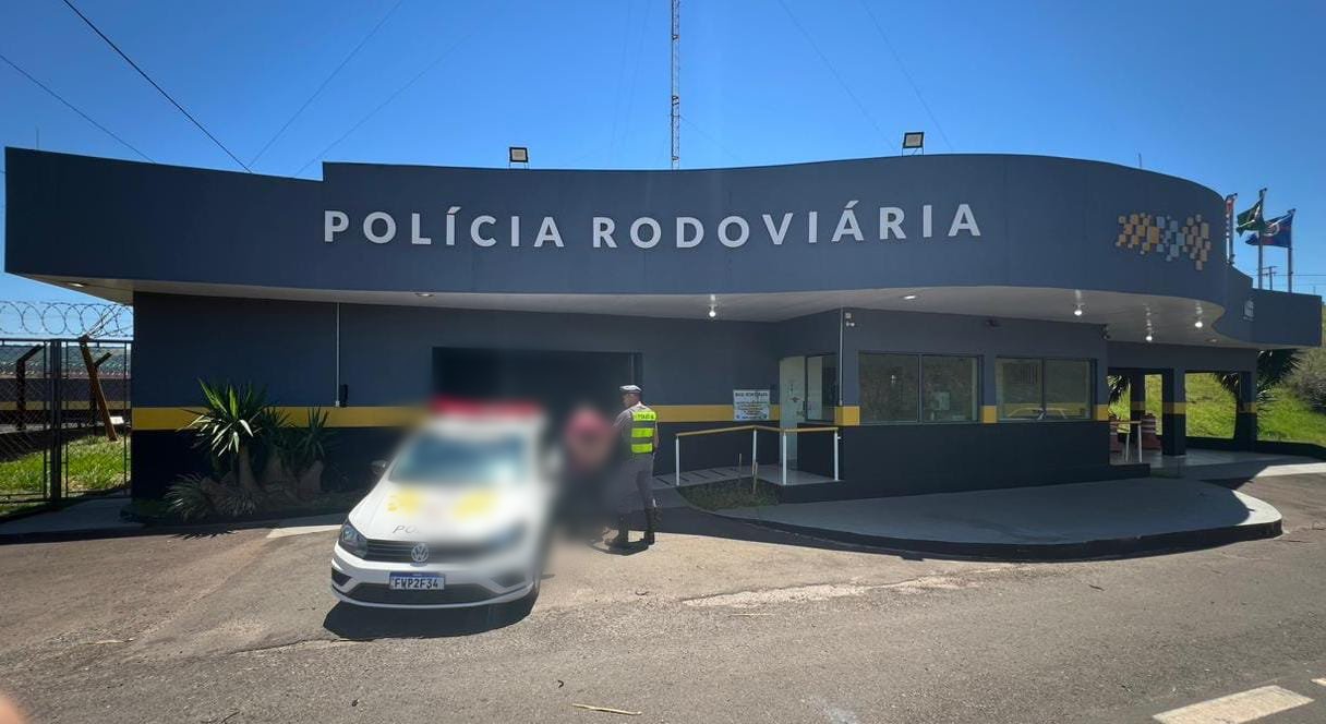 Procurado da Justiça é preso em acostamento de rodovia