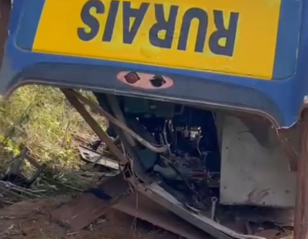 Morre um dos passageiros de ônibus que caiu em ribanceira