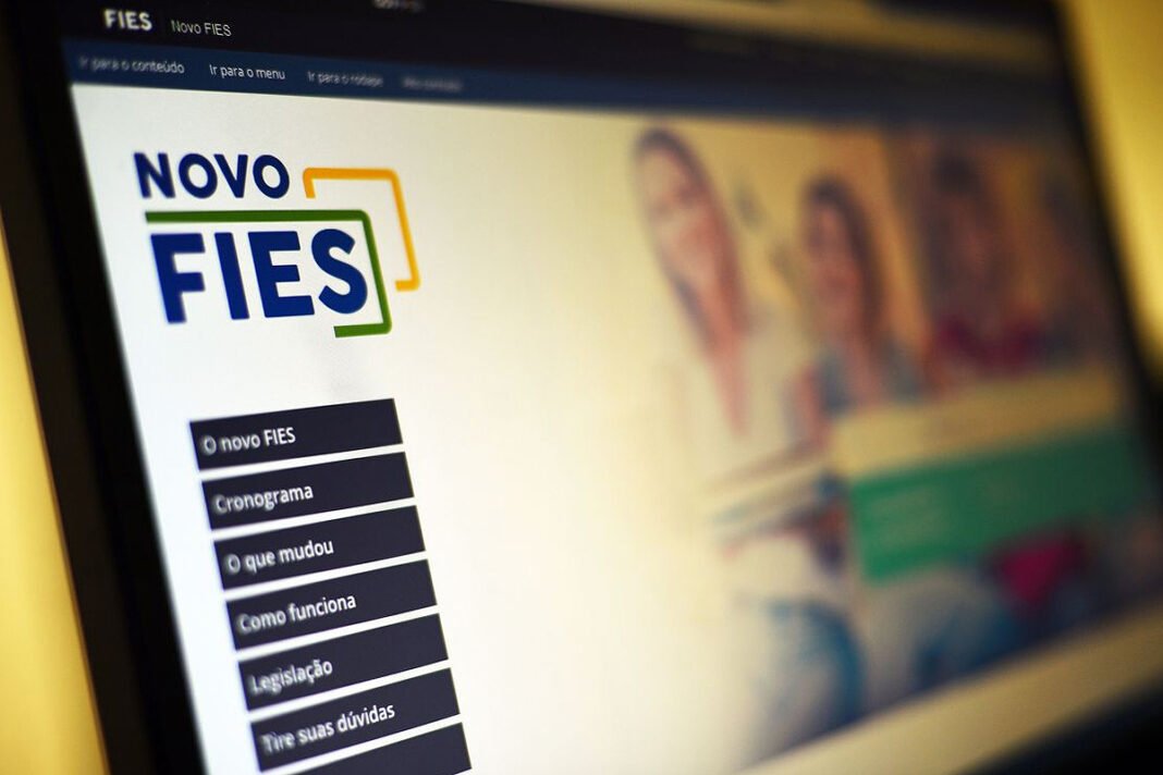 Inscrições para o Fies vão até segunda-feira (18)