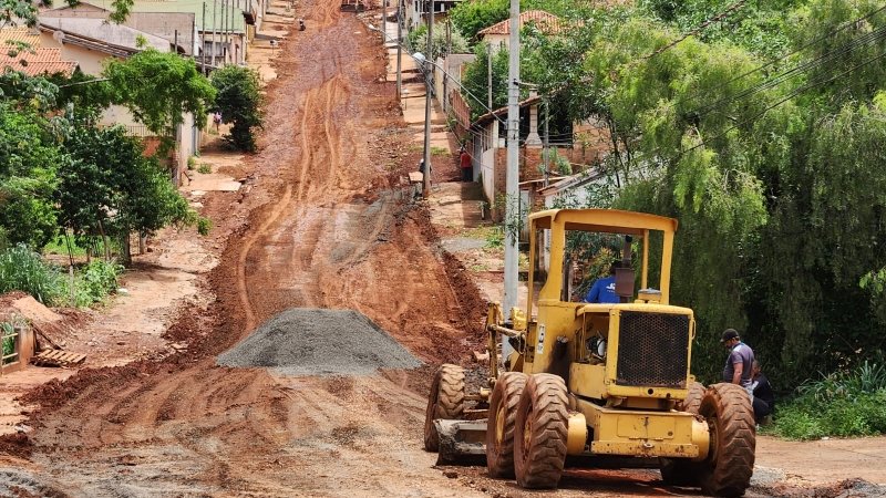 Prefeitura de São Manuel contrata nova empresa para terminar asfalto da rua Gustavo Campanha