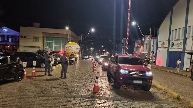 Operação Direção Segura aborda mais de 500 veículos em Botucatu