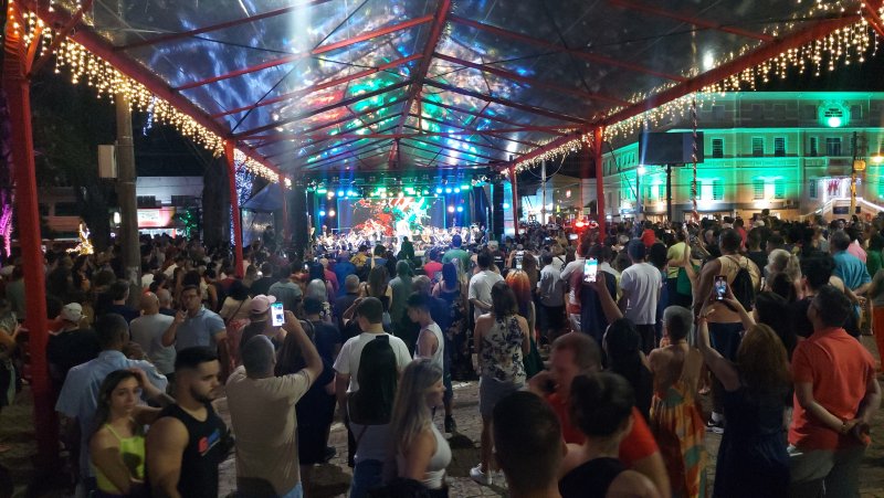 Natal Encantado tem programação com música, teatro e Papai-Noel