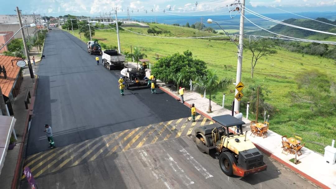Ruas do Bairro Alto recebem recape asfáltico