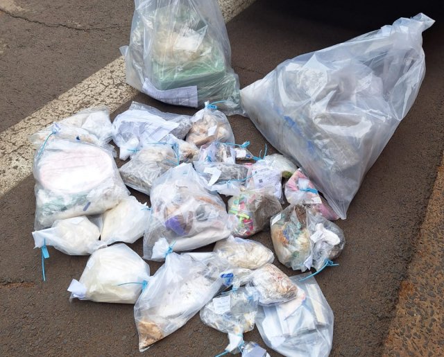 Polícia destrói 50 kg de drogas apreendidas em Botucatu e região