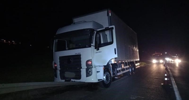 Motorista tem infarto e morre enquanto conduzia caminhão