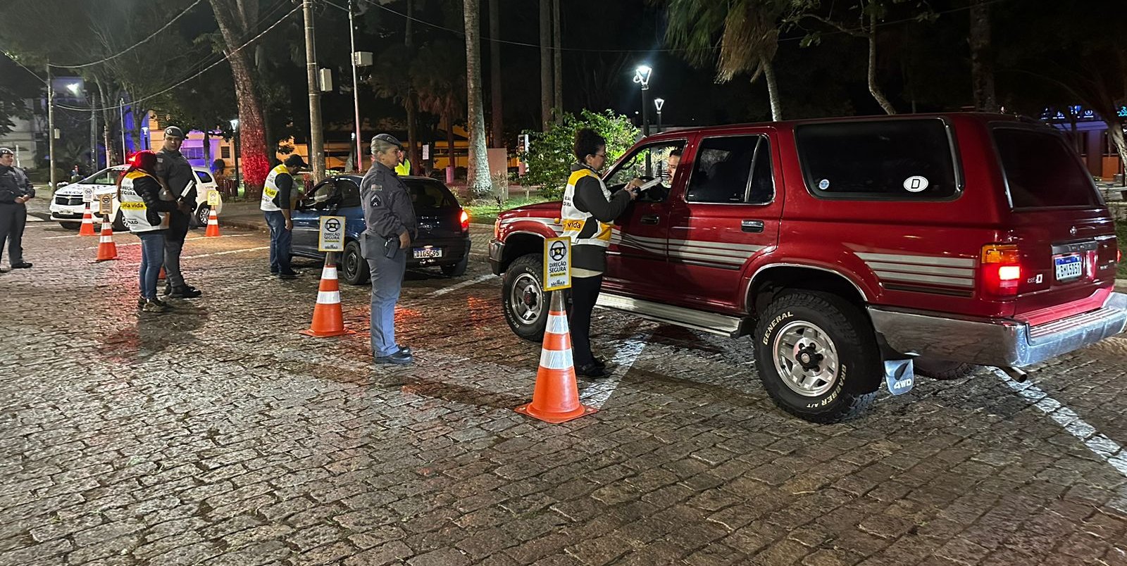 Botucatu: bloqueio de trânsito efetua 480 testes do bafômetro e apreende três veículos