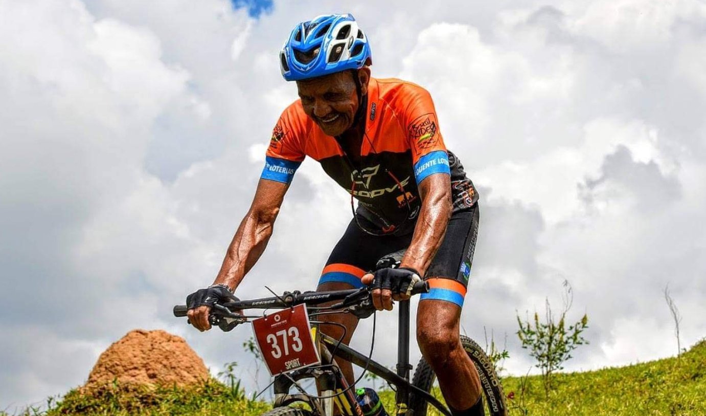 Morre o multicampeão de ciclismo Waldemar Aplausos