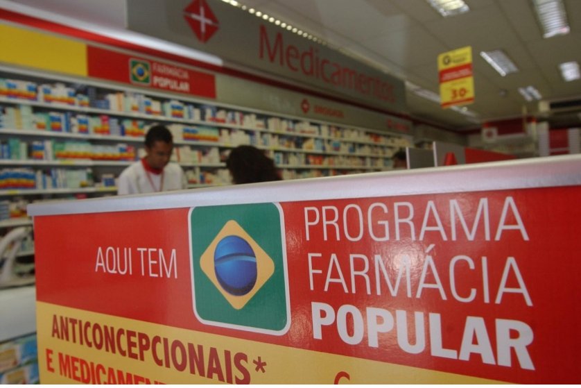 Farmácia Popular: saiba como retirar remédios e fraldas geriátricas