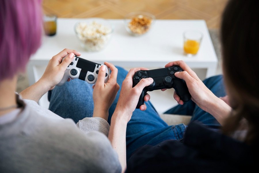 Anúncios de comida em videogames influenciam adolescentes