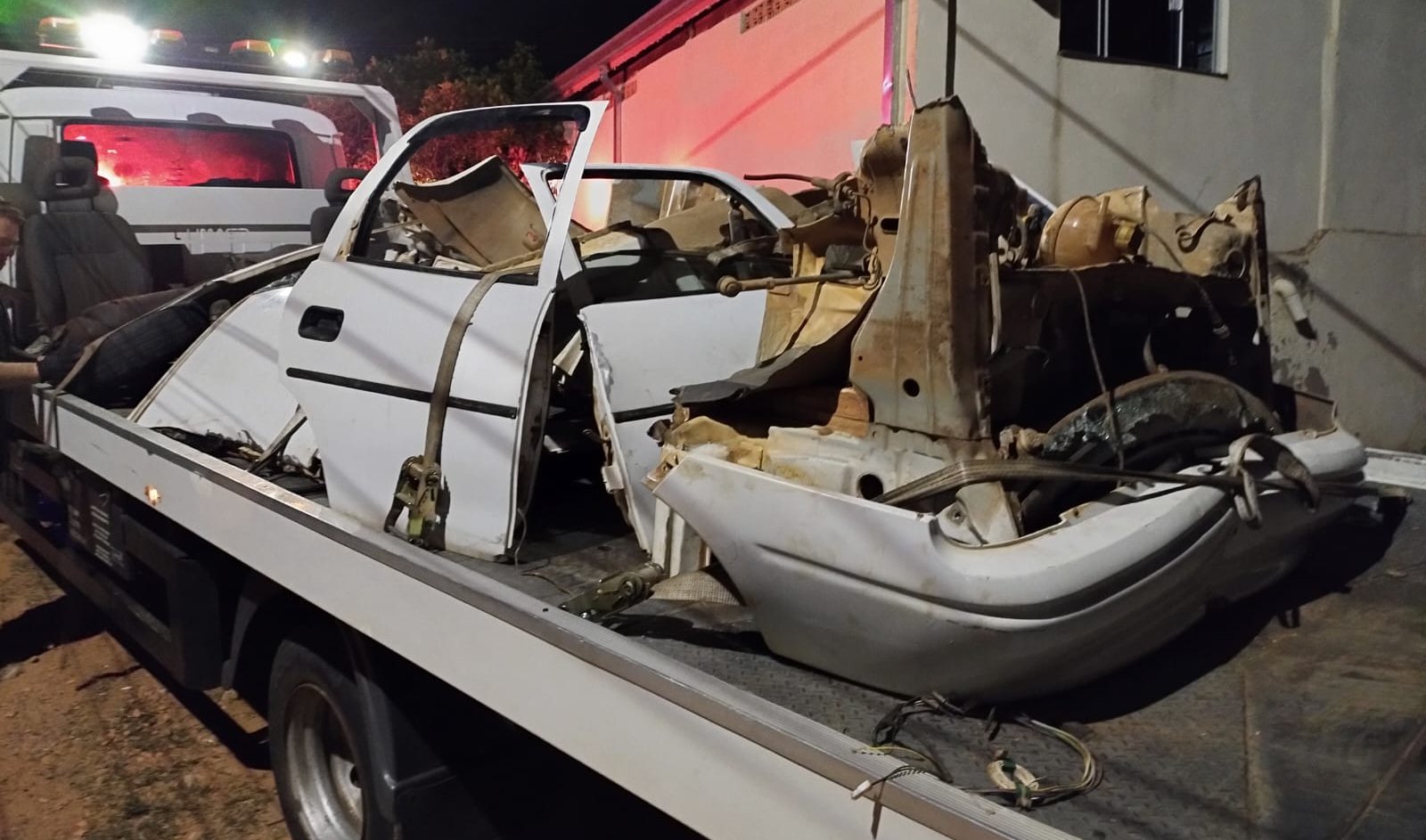 Polícia Civil flagra desmanche ilegal