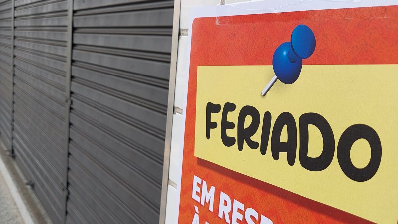 Comércio de Botucatu fechado neste sábado (26)