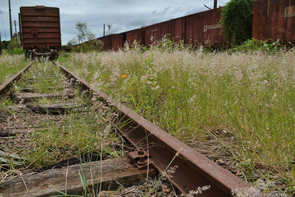 MPF processa Prefeitura de Botucatu, União e Dnit para conservação de vagões abandonados