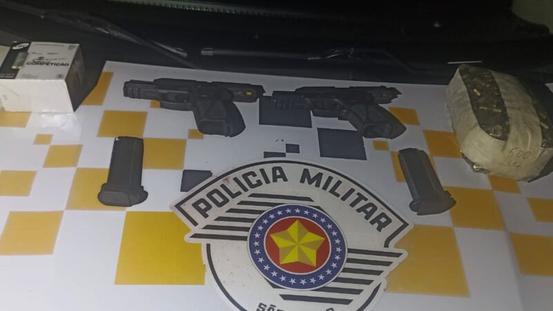 Motorista flagrado com armas e munições ilegais em rodovia na região