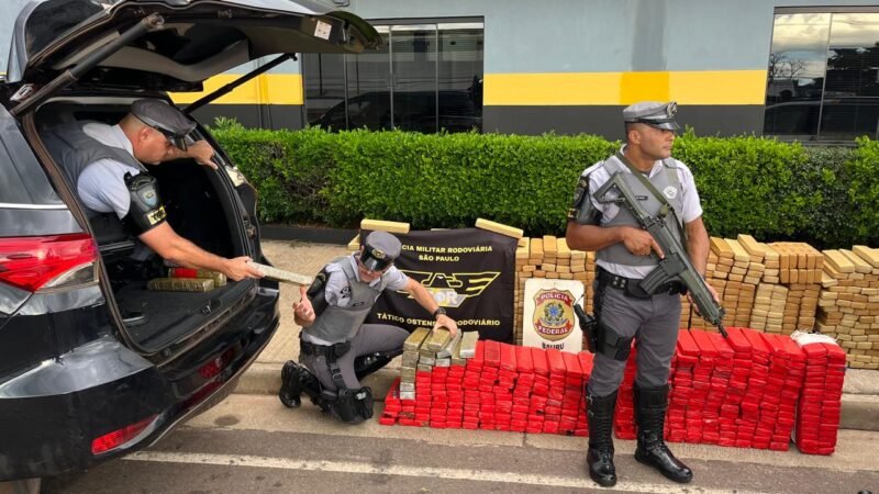 Na Rondon, traficante é flagrada com 800 quilos de maconha em carro furtado